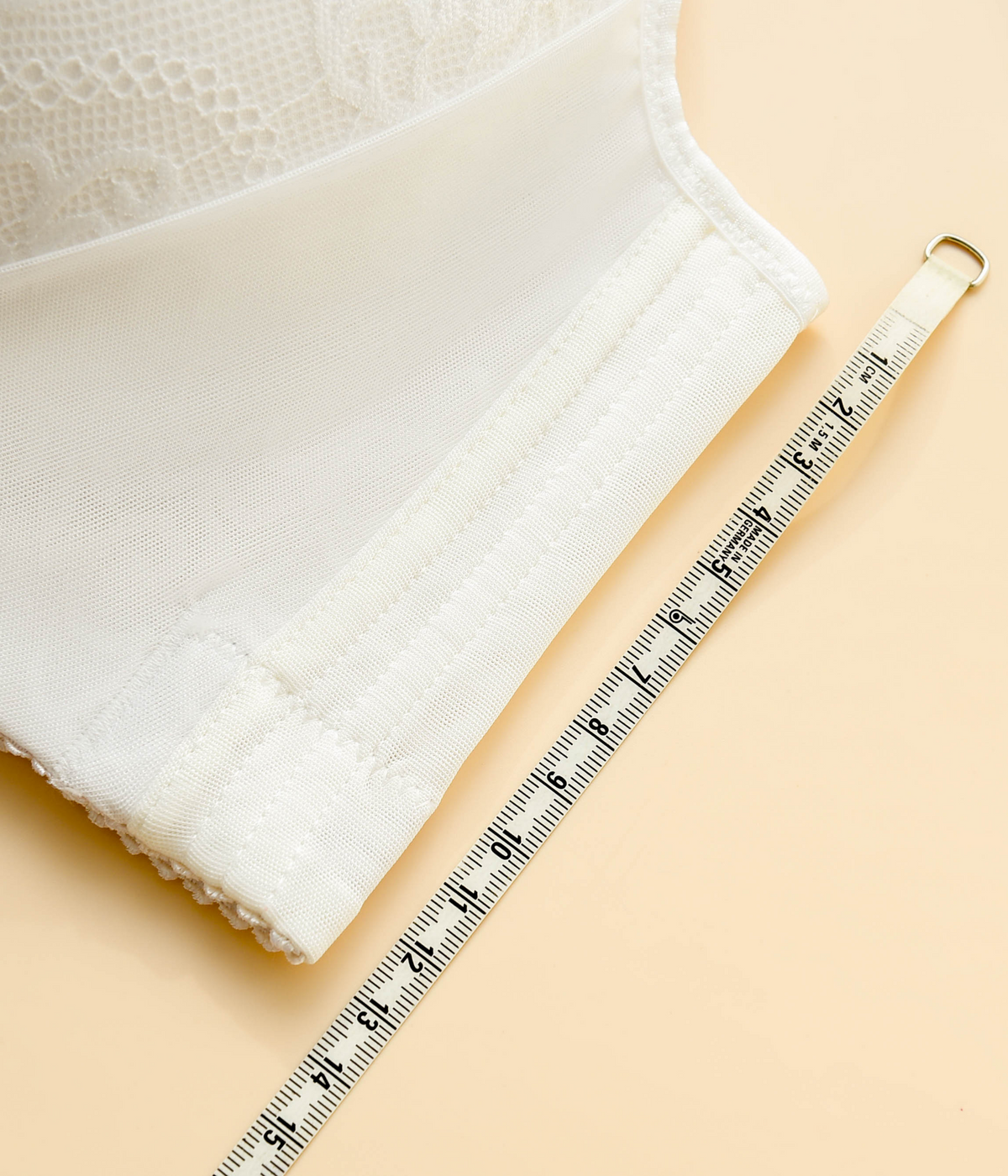 Push-Up BH mit Spitze